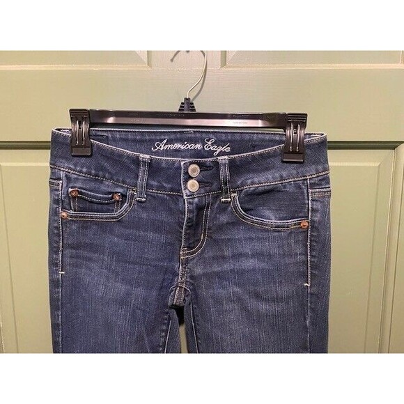 American Eagle Artist Jeans Women Sz 2 Short Blue Denim Bootcut Two Button - Picture 2 of 10